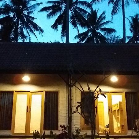 Jungle House - Surf & Stay Pulukan Exterior foto