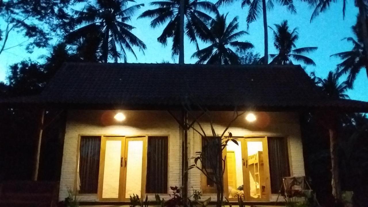 Jungle House - Surf & Stay Pulukan Exterior foto