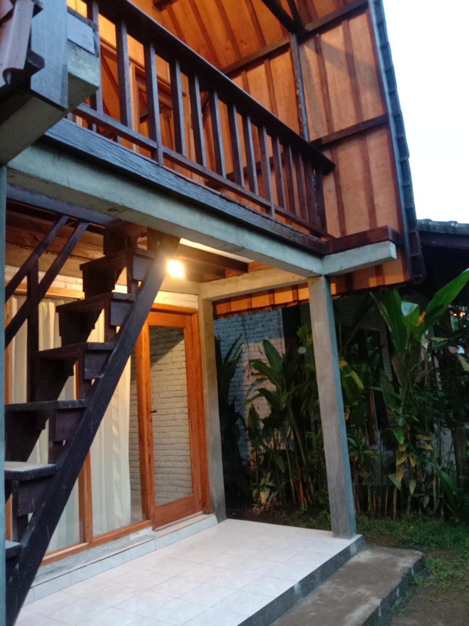 Jungle House - Surf & Stay Pulukan Exterior foto
